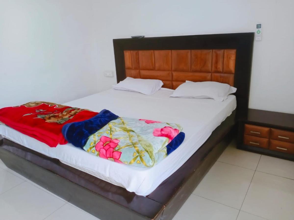 ניו דלהי Homestay Ac Dormitory מראה חיצוני תמונה