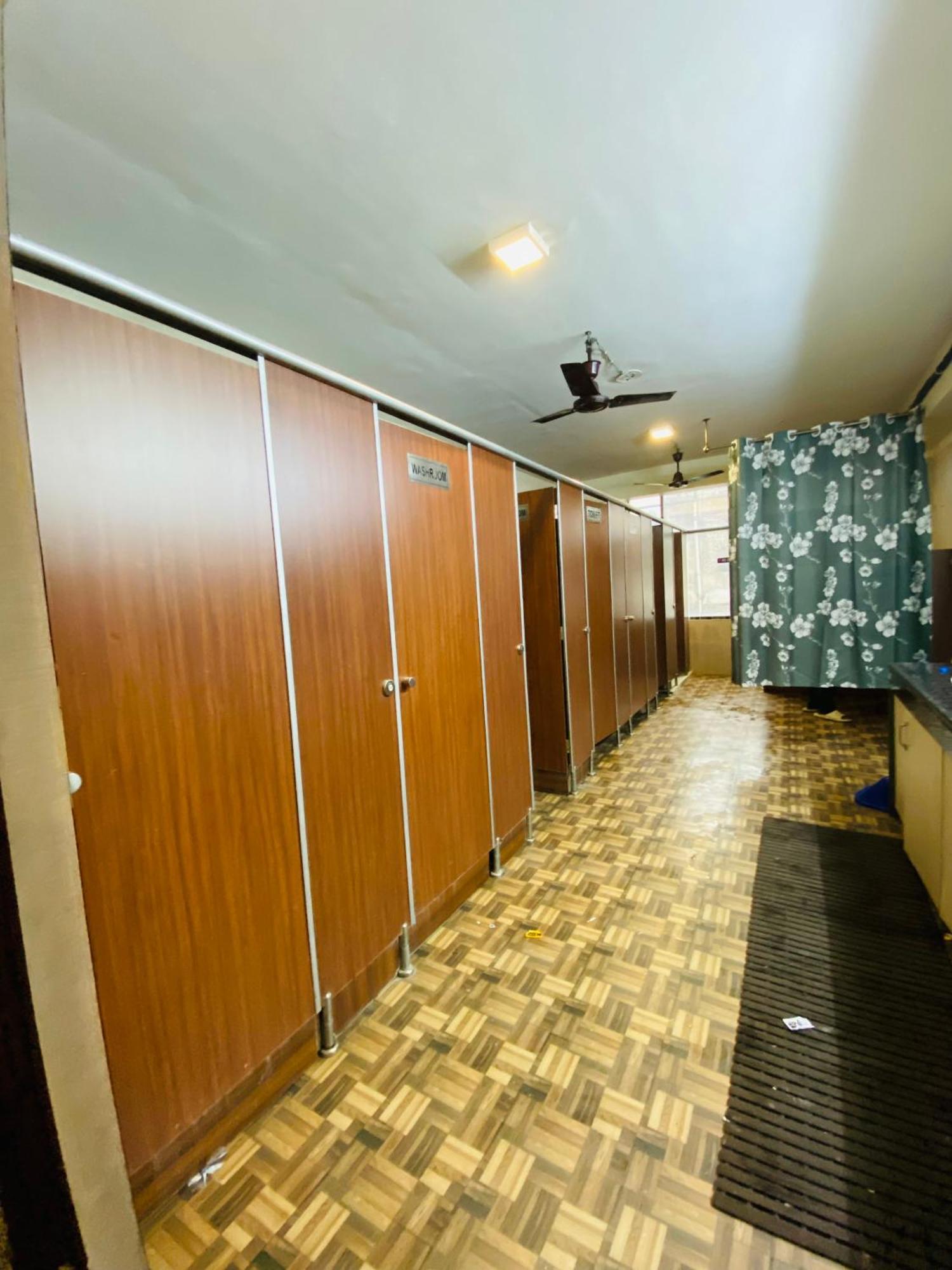ניו דלהי Homestay Ac Dormitory מראה חיצוני תמונה