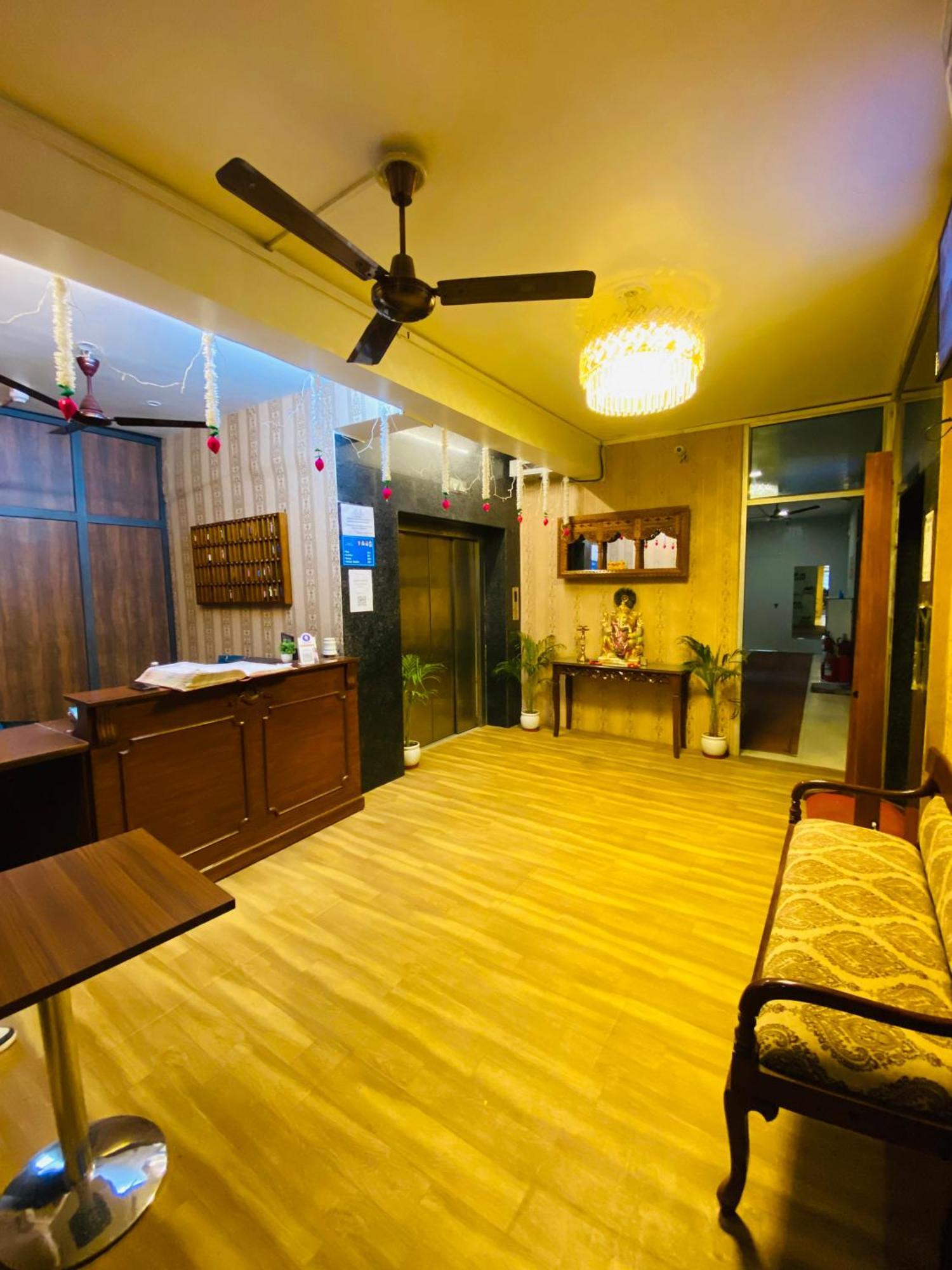 ניו דלהי Homestay Ac Dormitory מראה חיצוני תמונה