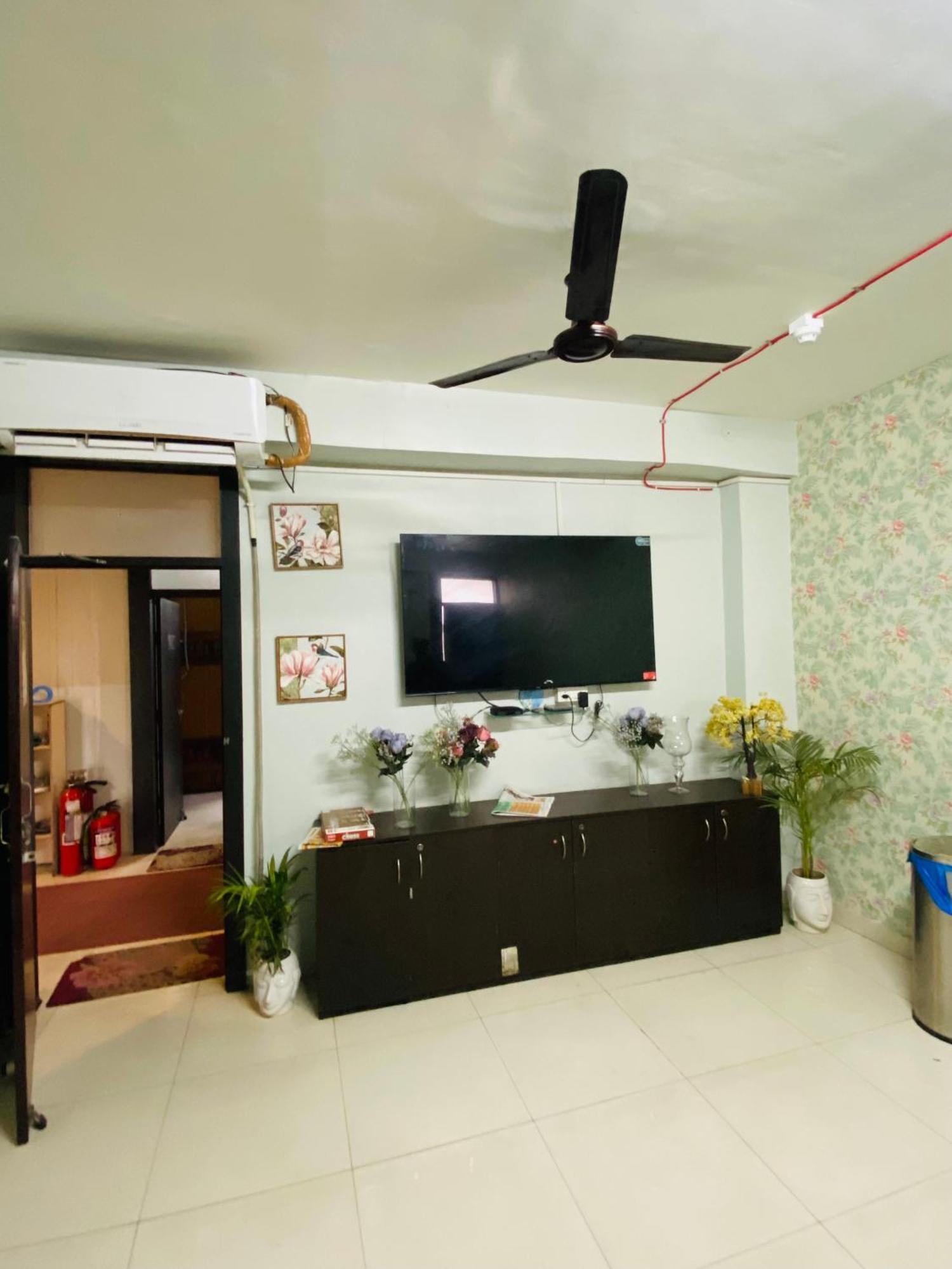 ניו דלהי Homestay Ac Dormitory מראה חיצוני תמונה