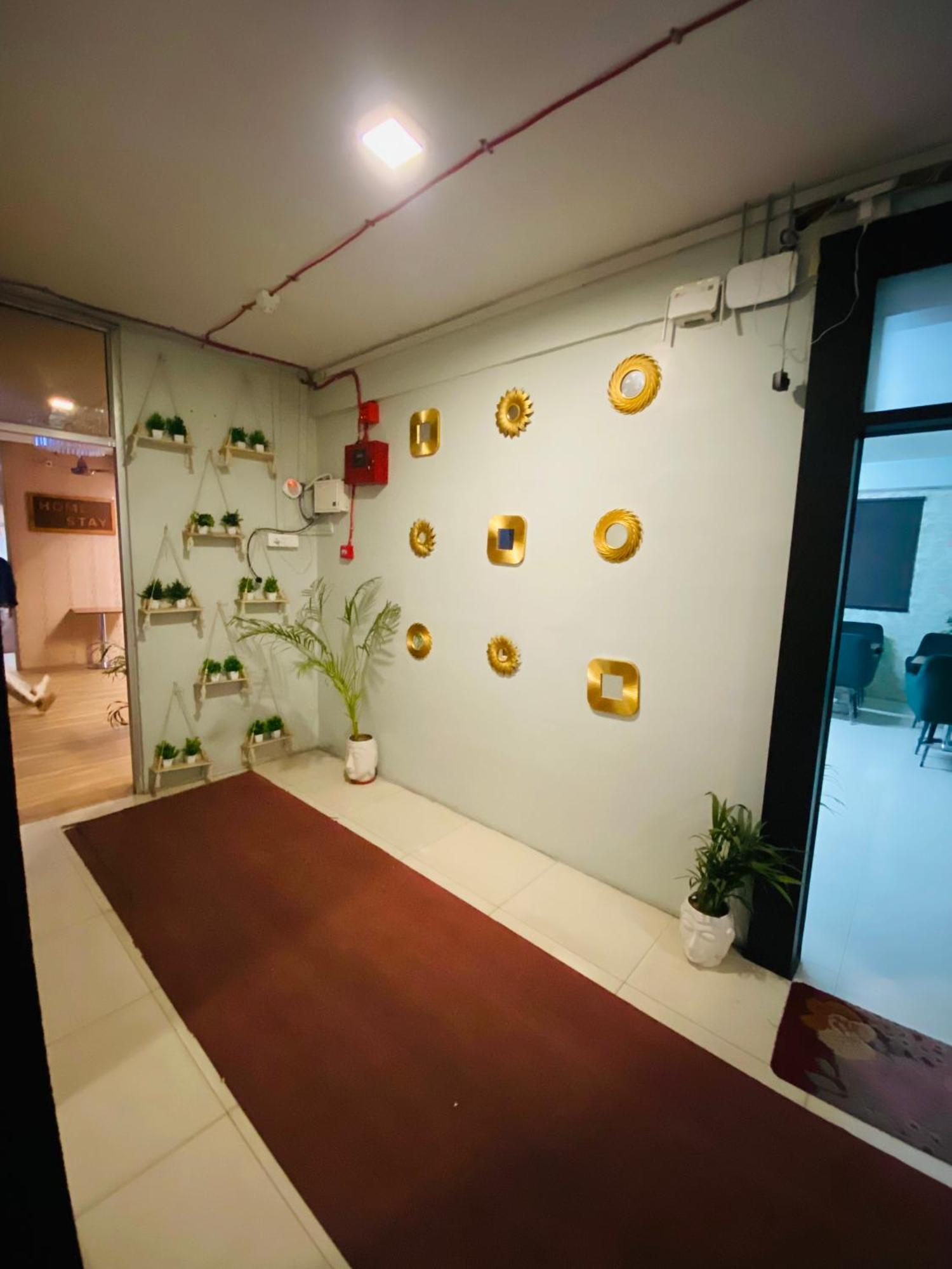 ניו דלהי Homestay Ac Dormitory מראה חיצוני תמונה
