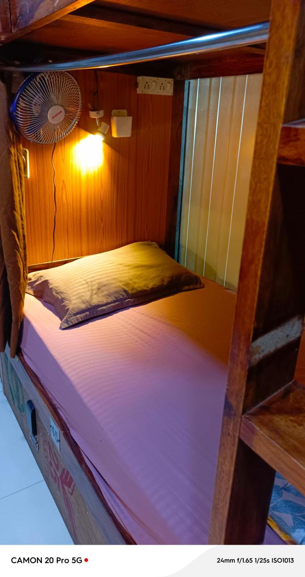 ניו דלהי Homestay Ac Dormitory מראה חיצוני תמונה