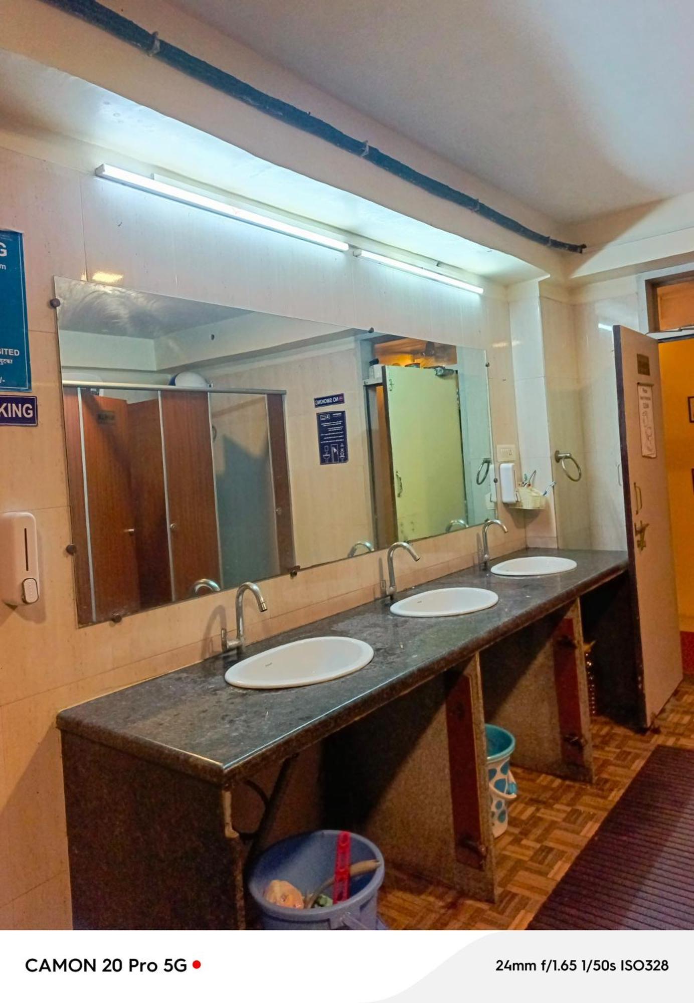 ניו דלהי Homestay Ac Dormitory מראה חיצוני תמונה